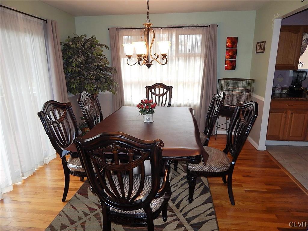 131 Gallagher Road Whitehall, PA 18052 - Photo 5 of 20 Gallery Image 5