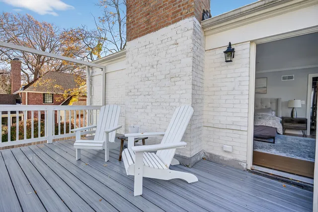 $2,100,000 | 1333 Tower Road, Winnetka, IL 60093