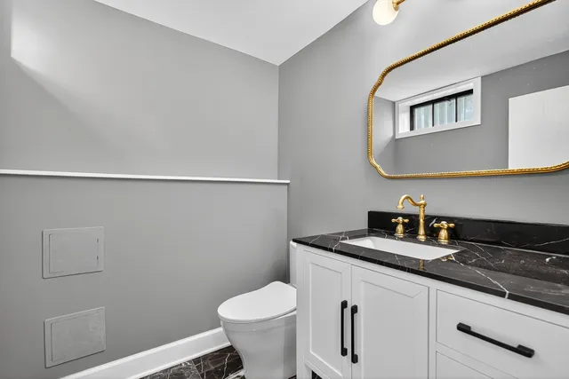 $2,100,000 | 1333 Tower Road, Winnetka, IL 60093