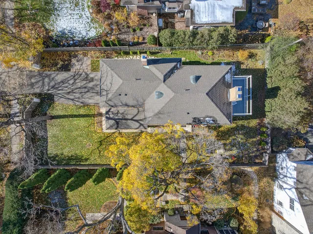 $2,100,000 | 1333 Tower Road, Winnetka, IL 60093