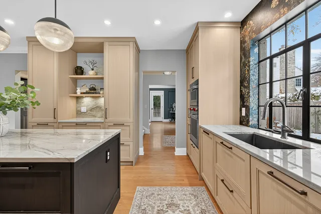 $2,100,000 | 1333 Tower Road, Winnetka, IL 60093