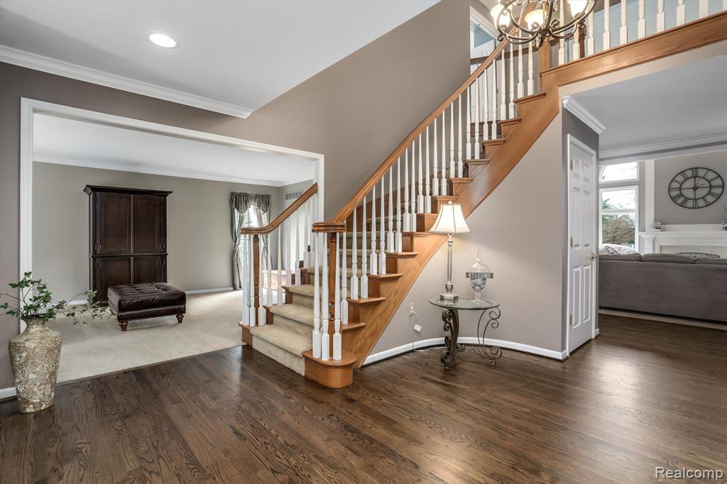 4214 Oak Tree Circle Rochester, MI 48306 - Photo 10 of 57 Gallery Image 10