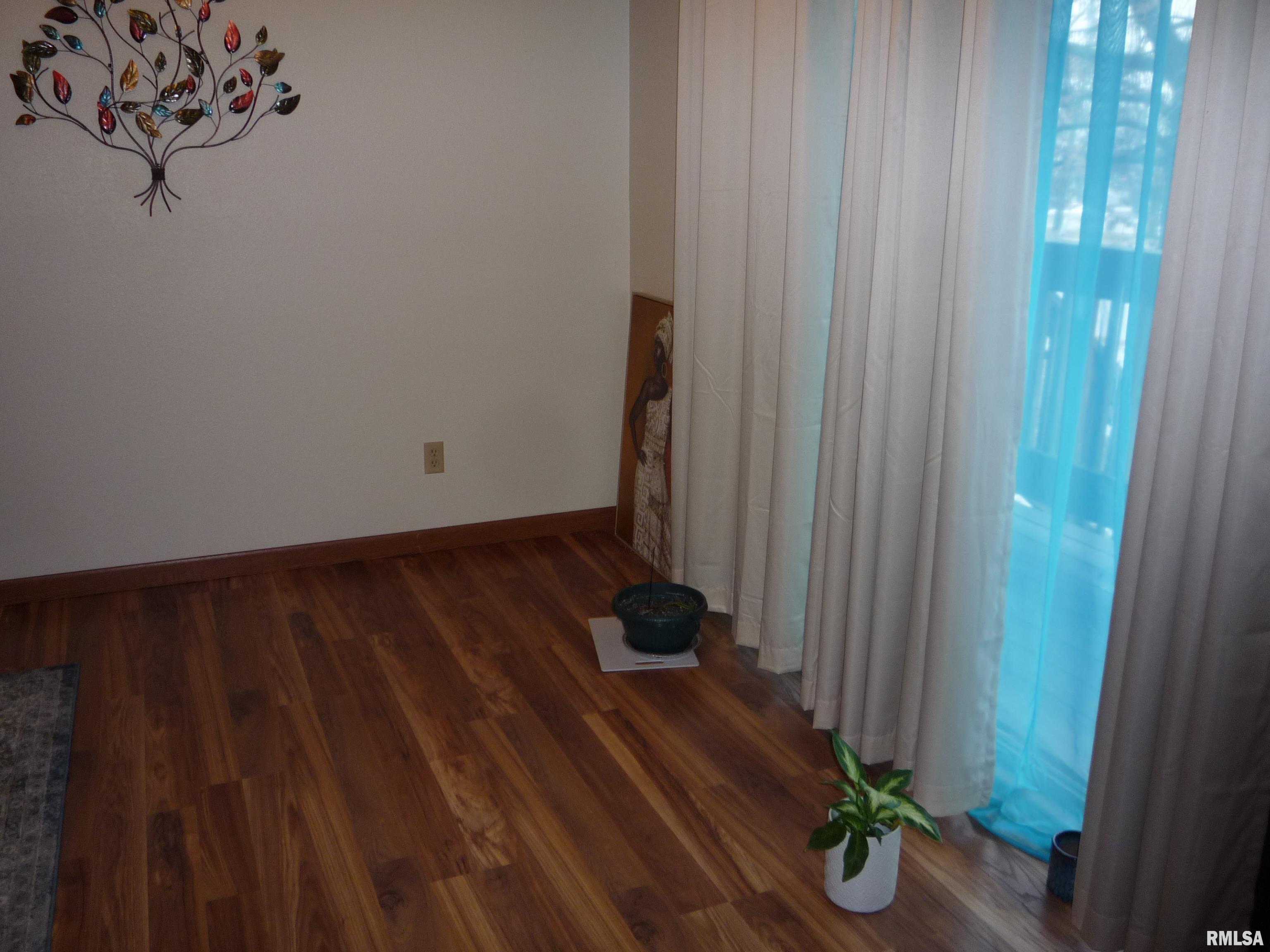 3000 Taylor Avenue, Unit 37 Springfield, IL 62703 - Photo 8 of 24 Gallery Image 8