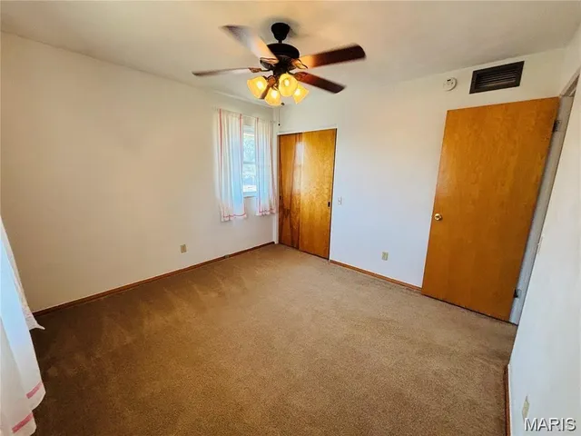 $210,000 | 2609 Mariana Drive, Godfrey, IL 62035