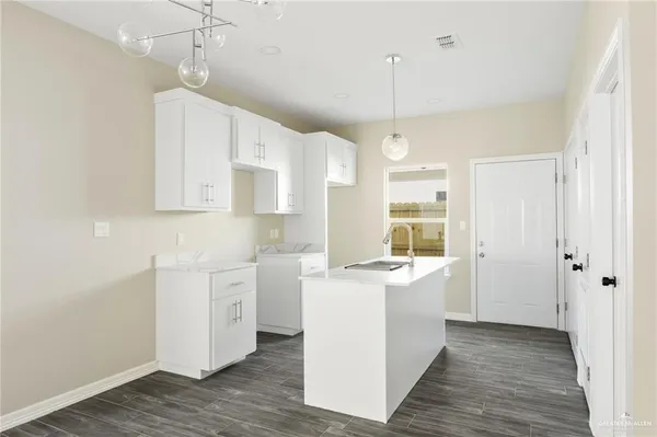 $1,120 | 5701 Notre Dame Avenue, Unit 4, Mission, TX 78573