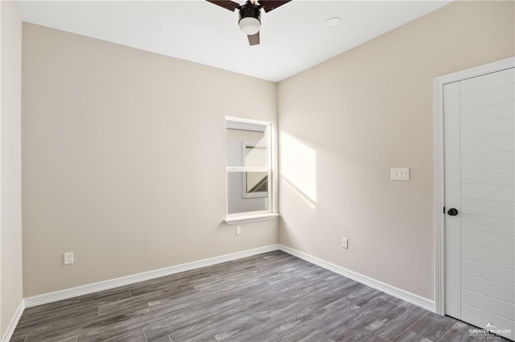 5701 Notre Dame Avenue, Unit 4 Mission, TX 78573 - Photo 8 of 13