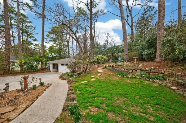 $775,000 | 827 Pinetree Drive, Decatur, GA 30030