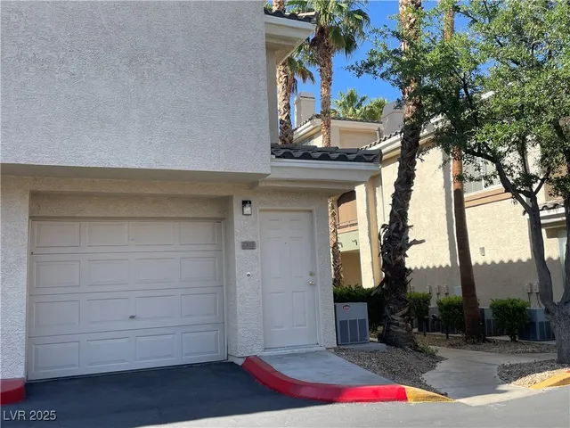 $1,345 | 7135 South Durango Drive, Unit 203, Las Vegas, NV 89113
