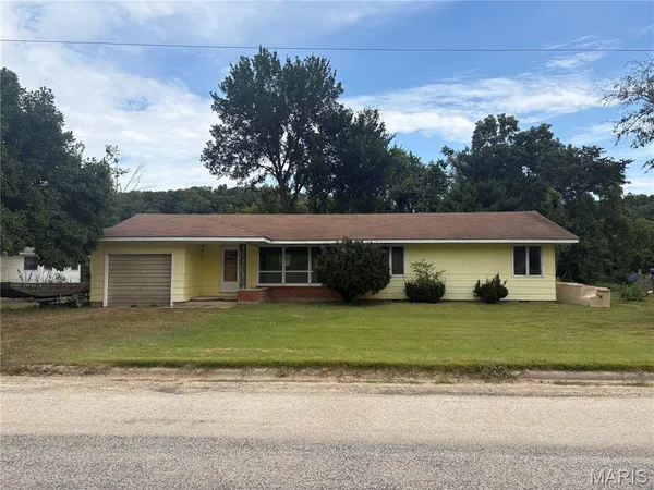 $49,900 | 5503 Michael Hamburg Road, Michael, IL 62065