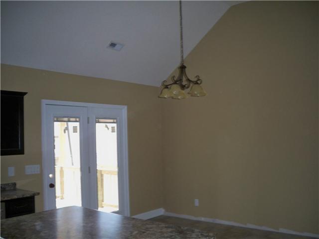 81 Pine Ridge Clarksville, TN 37040 - Photo 6 of 7 Gallery Image 6