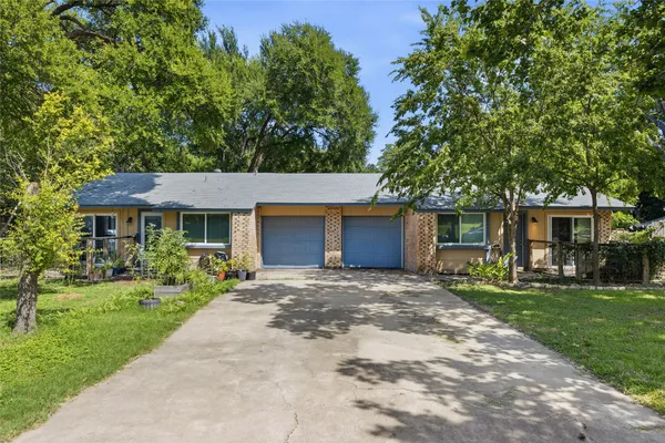$390,000 | 409-411 Lake Creek Circle, Round Rock, TX 78664