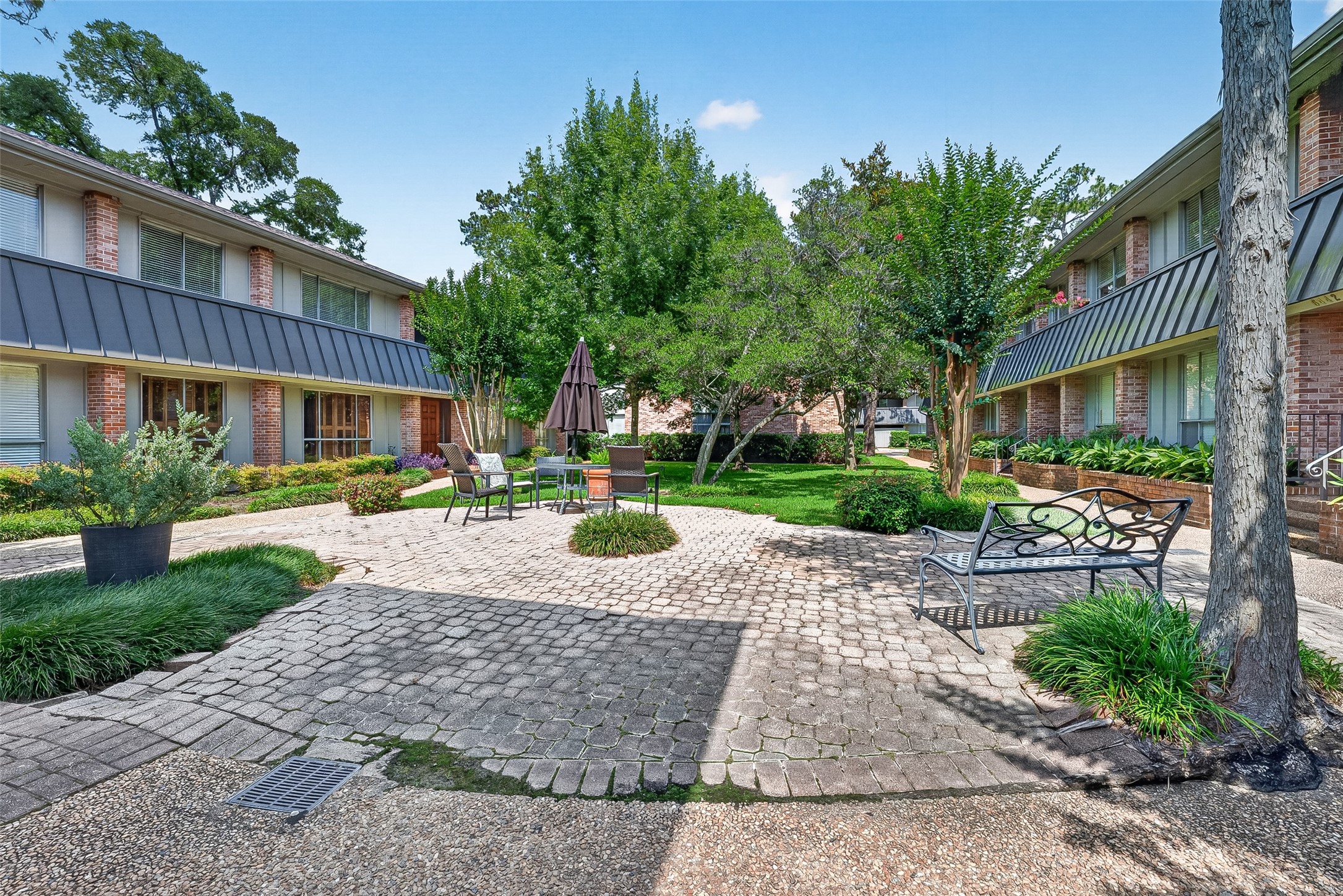 6466 Bayou Glen Road, Unit 6466 Houston, TX 77057 - Photo 28 of 34
