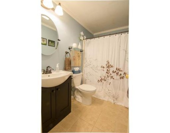 656 High Street, Unit 203 Clinton, MA 01510 - Photo 11 of 14 Gallery Image 11