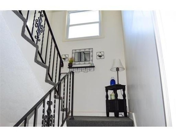 656 High Street, Unit 203 Clinton, MA 01510 - Photo 7 of 14 Gallery Image 7