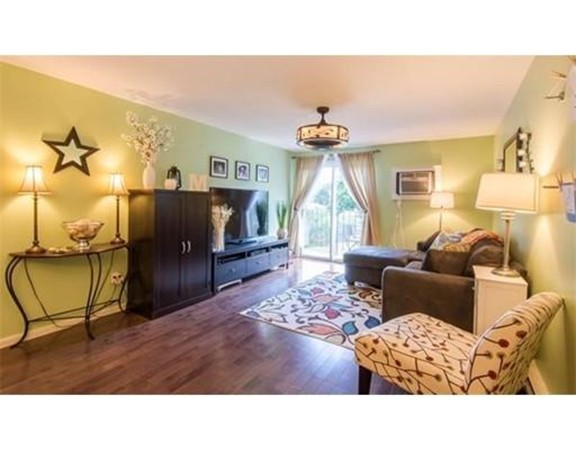 656 High Street, Unit 203 Clinton, MA 01510 - Photo 8 of 14 Gallery Image 8