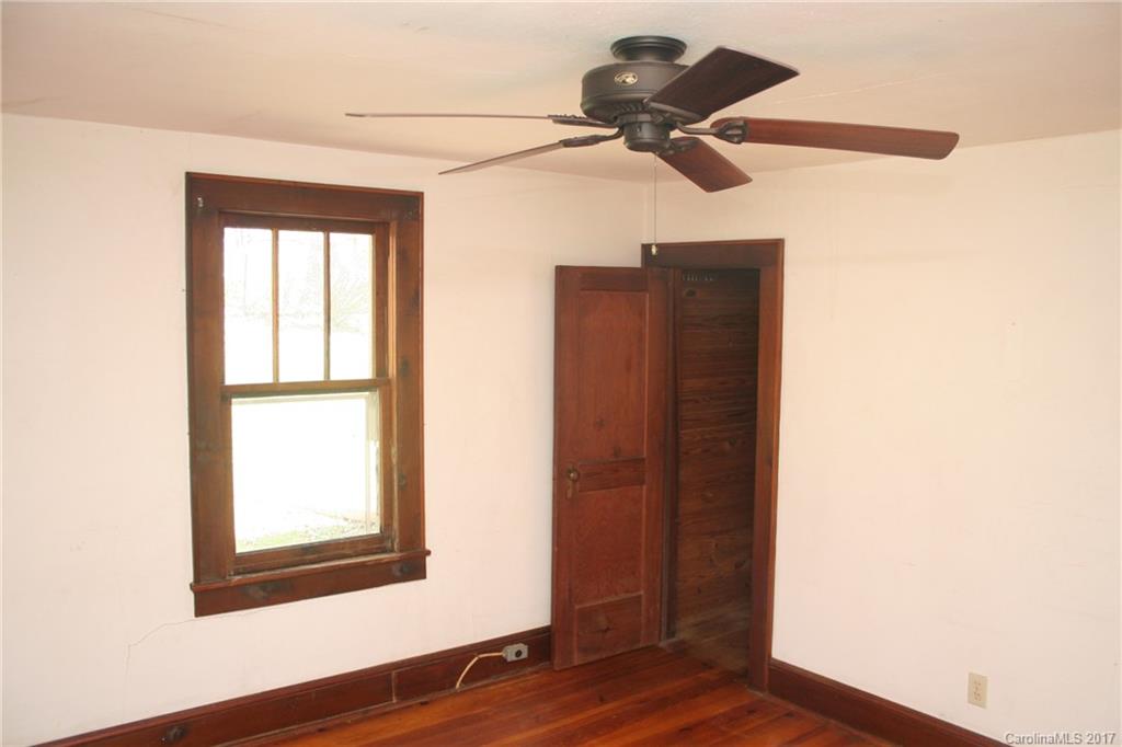 560 Alexander Road Alexander, NC 28701 - Photo 13 of 24 Gallery Image 13