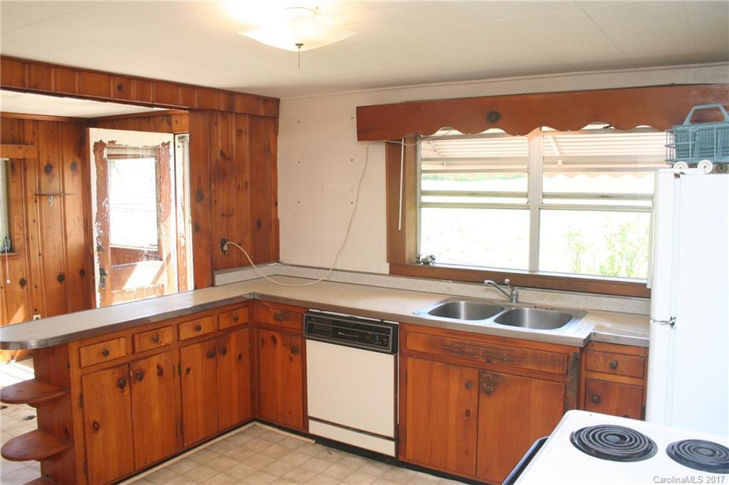 560 Alexander Road Alexander, NC 28701 - Photo 16 of 24 Gallery Image 16
