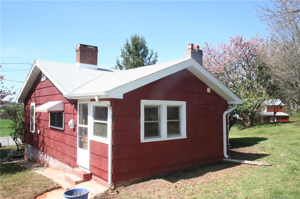 560 Alexander Road Alexander, NC 28701 - Photo 5 of 24 Gallery Image 5