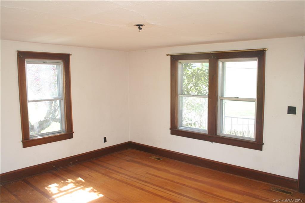 560 Alexander Road Alexander, NC 28701 - Photo 9 of 24 Gallery Image 9