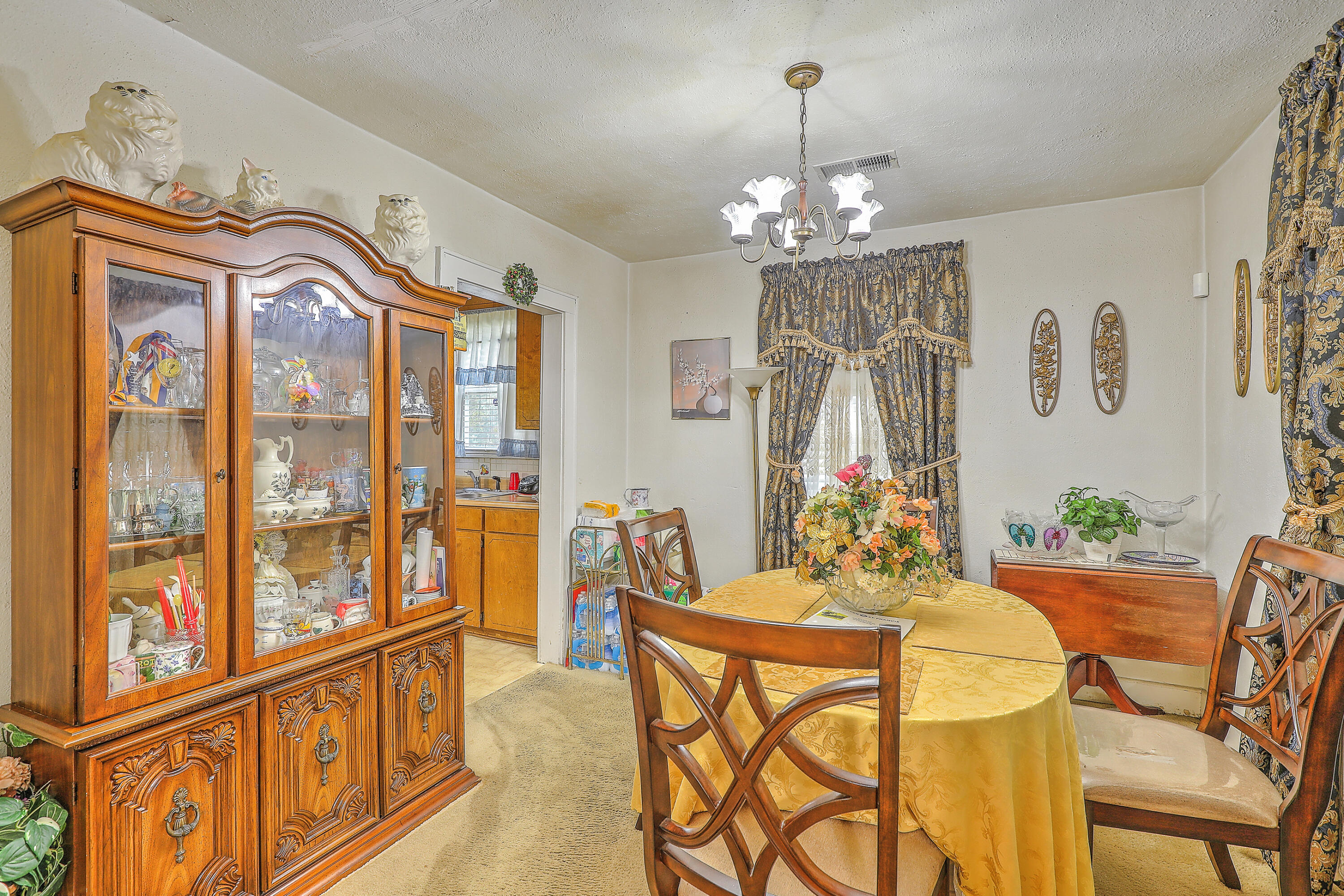 2685 Ranger Drive North Charleston, SC 29405 - Photo 9 of 26 dining room
