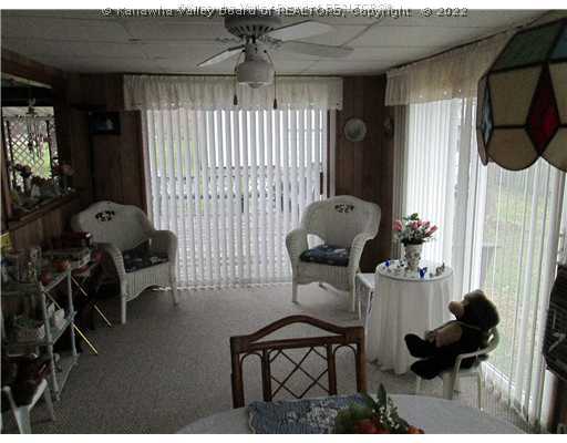 403 Hayes Street Elkview, WV 25071 - Photo 10 of 16 Den/Family/Great Room. SUNROOM OR DEN