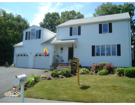 3 Robert Road Peabody, MA 01960 - Photo 1 of 21