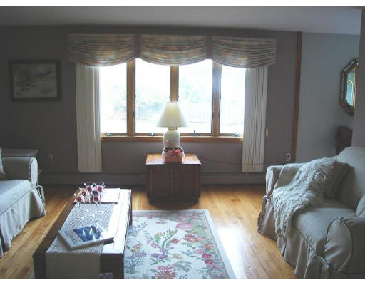 3 Robert Road Peabody, MA 01960 - Photo 14 of 21