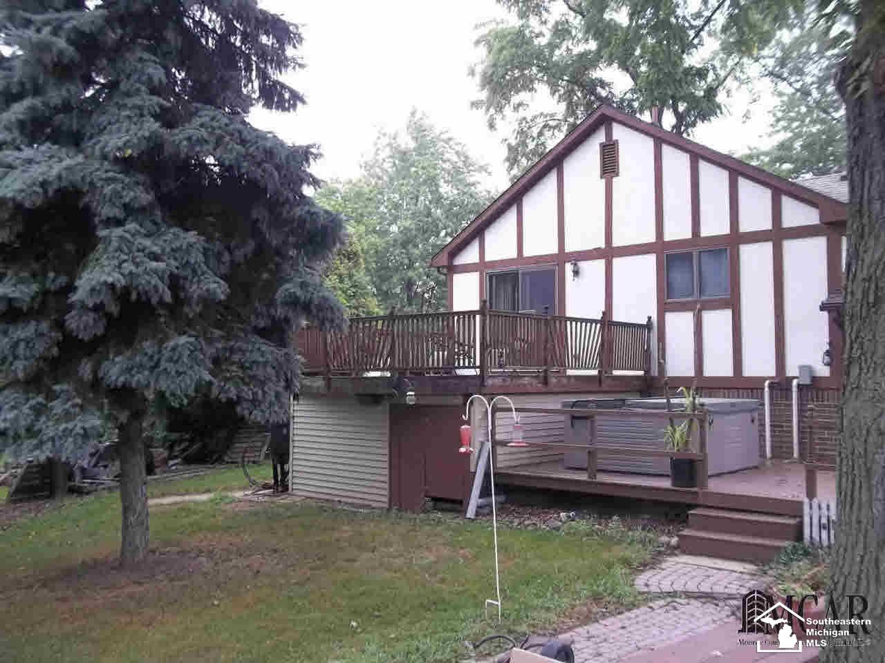 3715 Kelly Road Erie, MI 48133 - Photo 29 of 30 Outside Back View