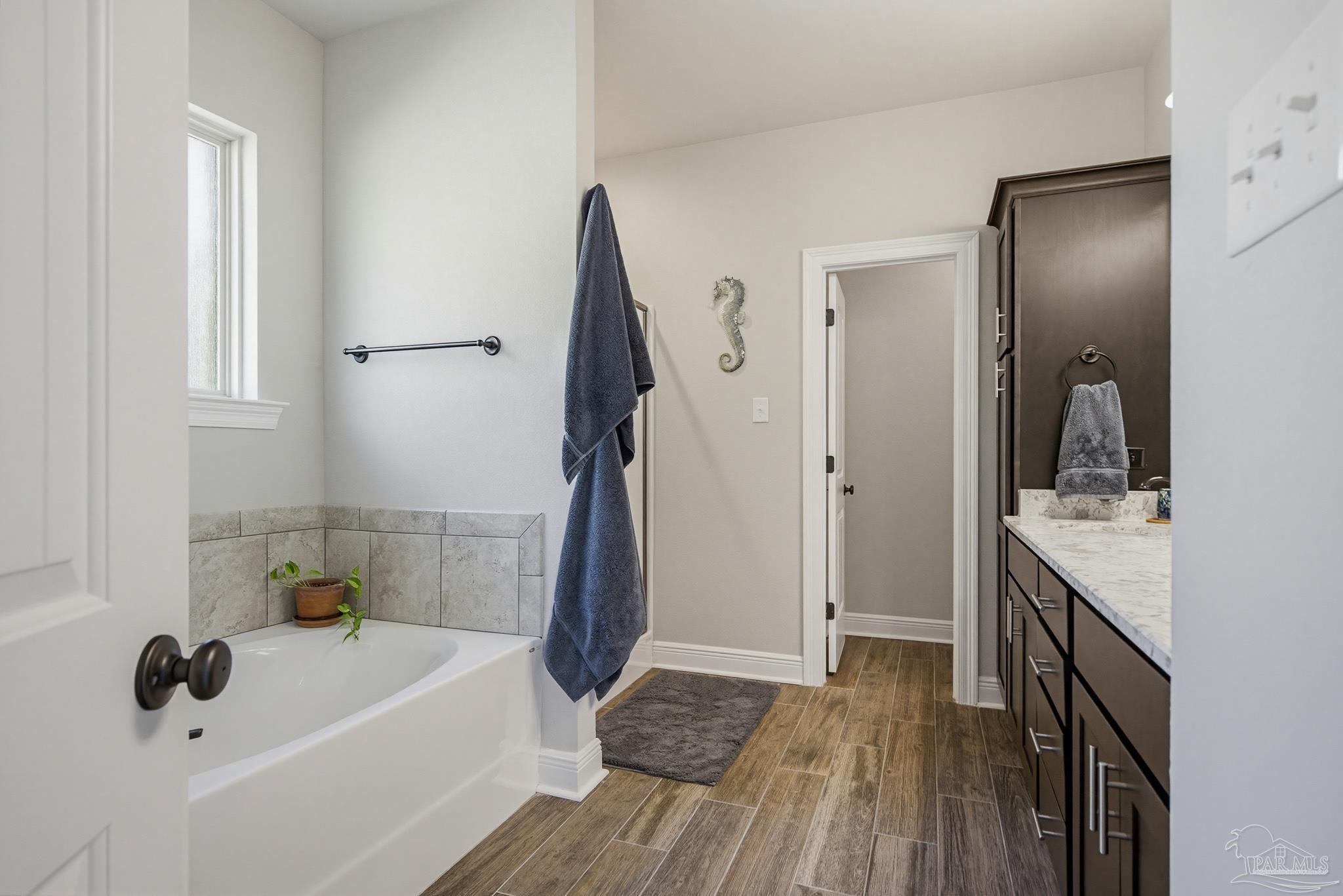 6510 Suwanee Road Pensacola, FL 32526 - Photo 9 of 52