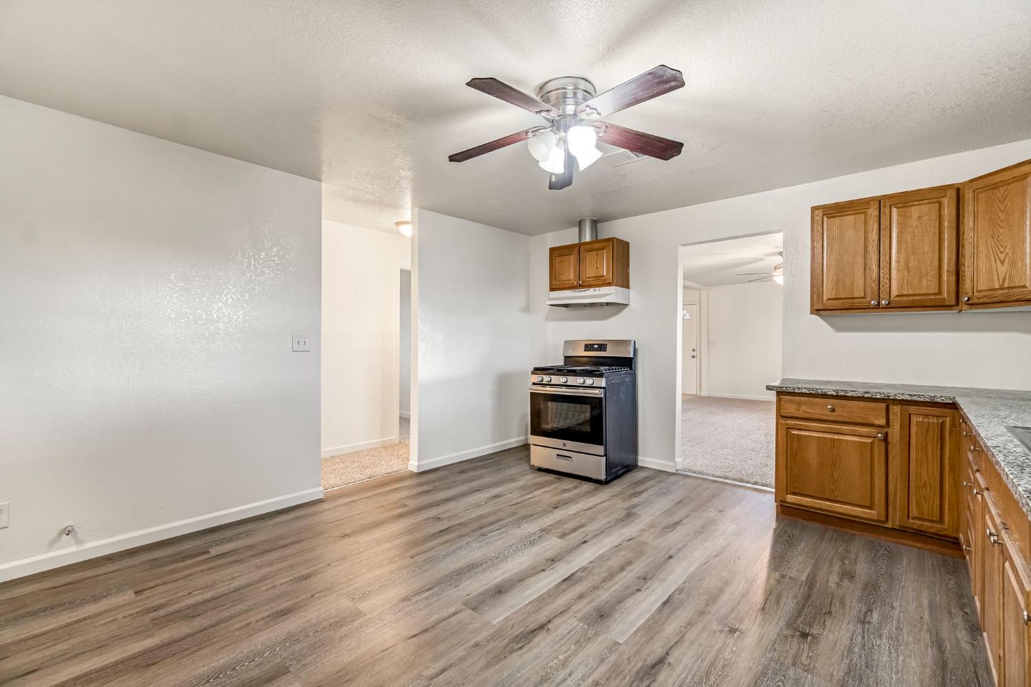 430 South 6th Street Fowler, CA 93625 - Photo 15 of 32