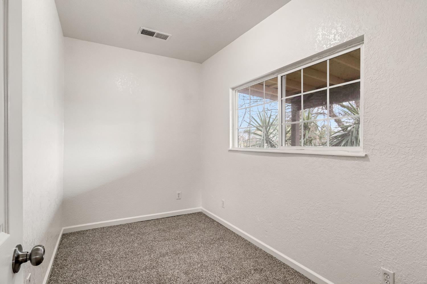 430 South 6th Street Fowler, CA 93625 - Photo 17 of 32