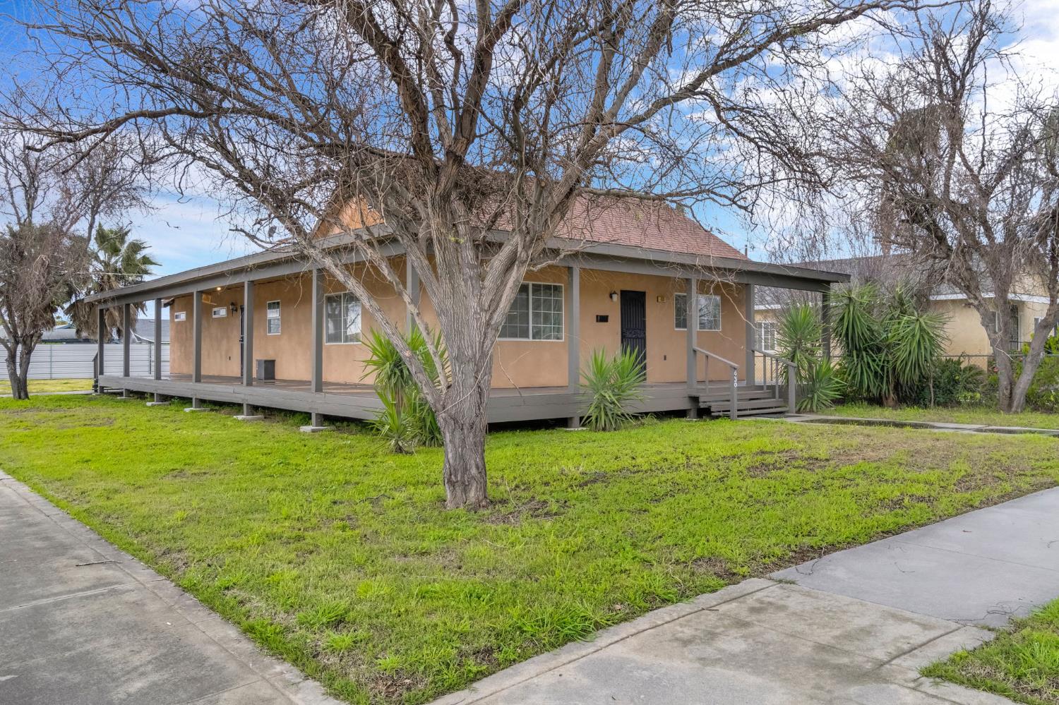 430 South 6th Street Fowler, CA 93625 - Photo 2 of 32