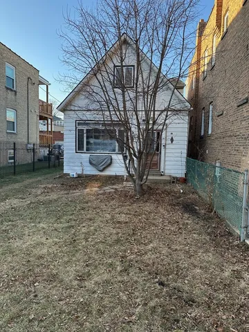 $349,000 | 2942 North Gresham Avenue, Chicago, IL 60618