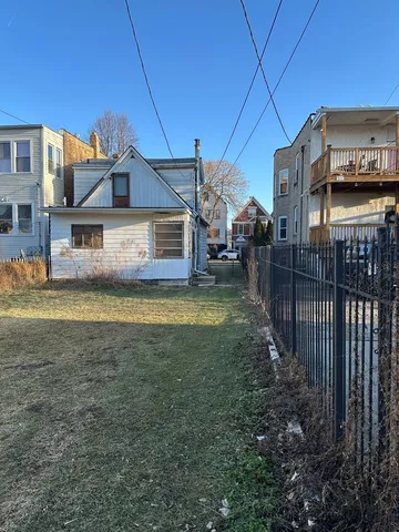 $349,000 | 2942 North Gresham Avenue, Chicago, IL 60618