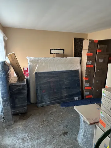 $349,000 | 2942 North Gresham Avenue, Chicago, IL 60618