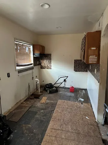 $349,000 | 2942 North Gresham Avenue, Chicago, IL 60618