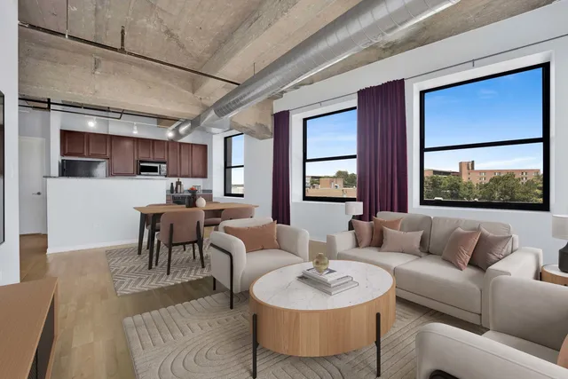 $299,999 | 1550 South Blue Island Avenue, Unit 403, Chicago, IL 60608