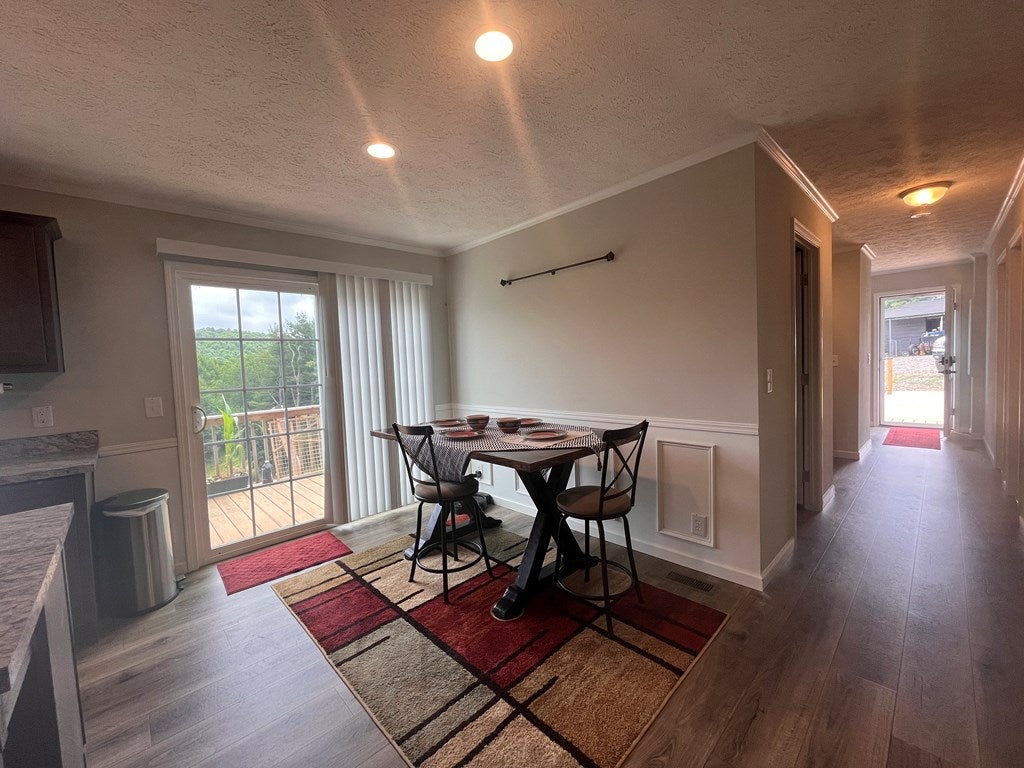1891 Sandy Level Road Woodlawn, VA 24381 - Photo 12 of 64 Gallery Image 12