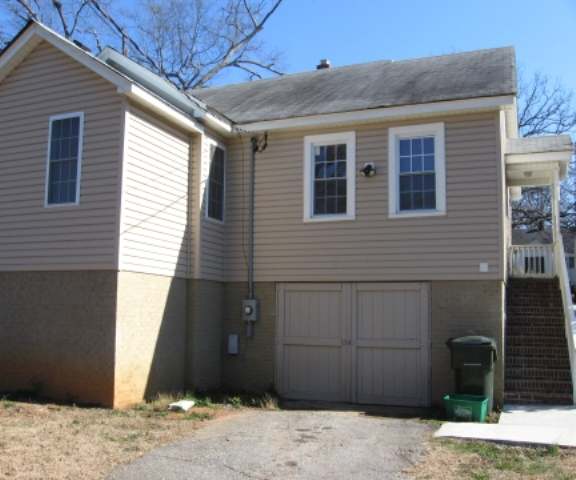 302 Grove Road Greenville, SC 29605 - Photo 3 of 9