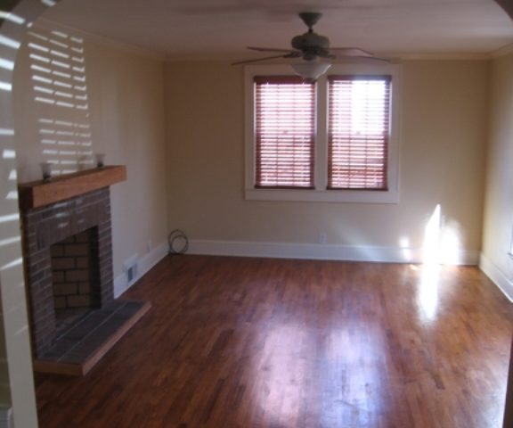 302 Grove Road Greenville, SC 29605 - Photo 7 of 9