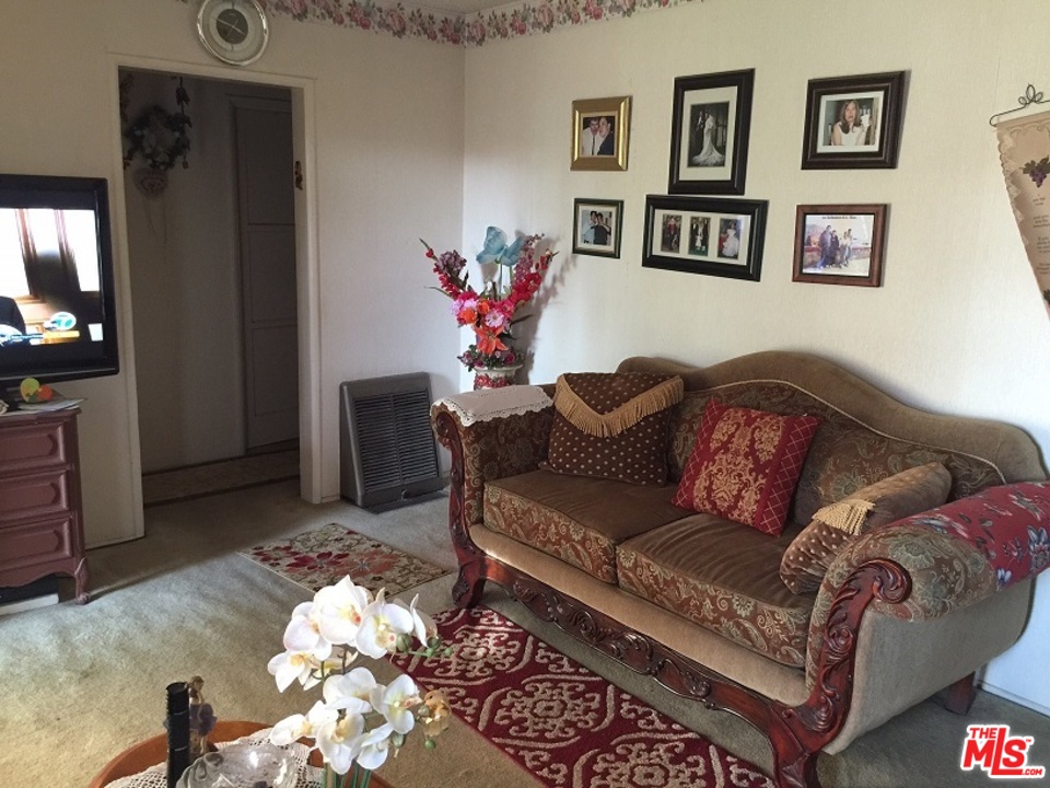10442 Mull Avenue Riverside, CA 92505 - Photo 9 of 18 Gallery Image 9