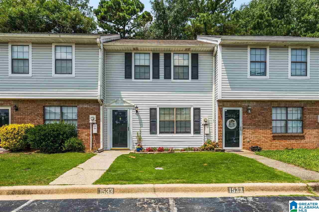 1533 Applegate Lane Alabaster, AL 35007 - Photo 1 of 32