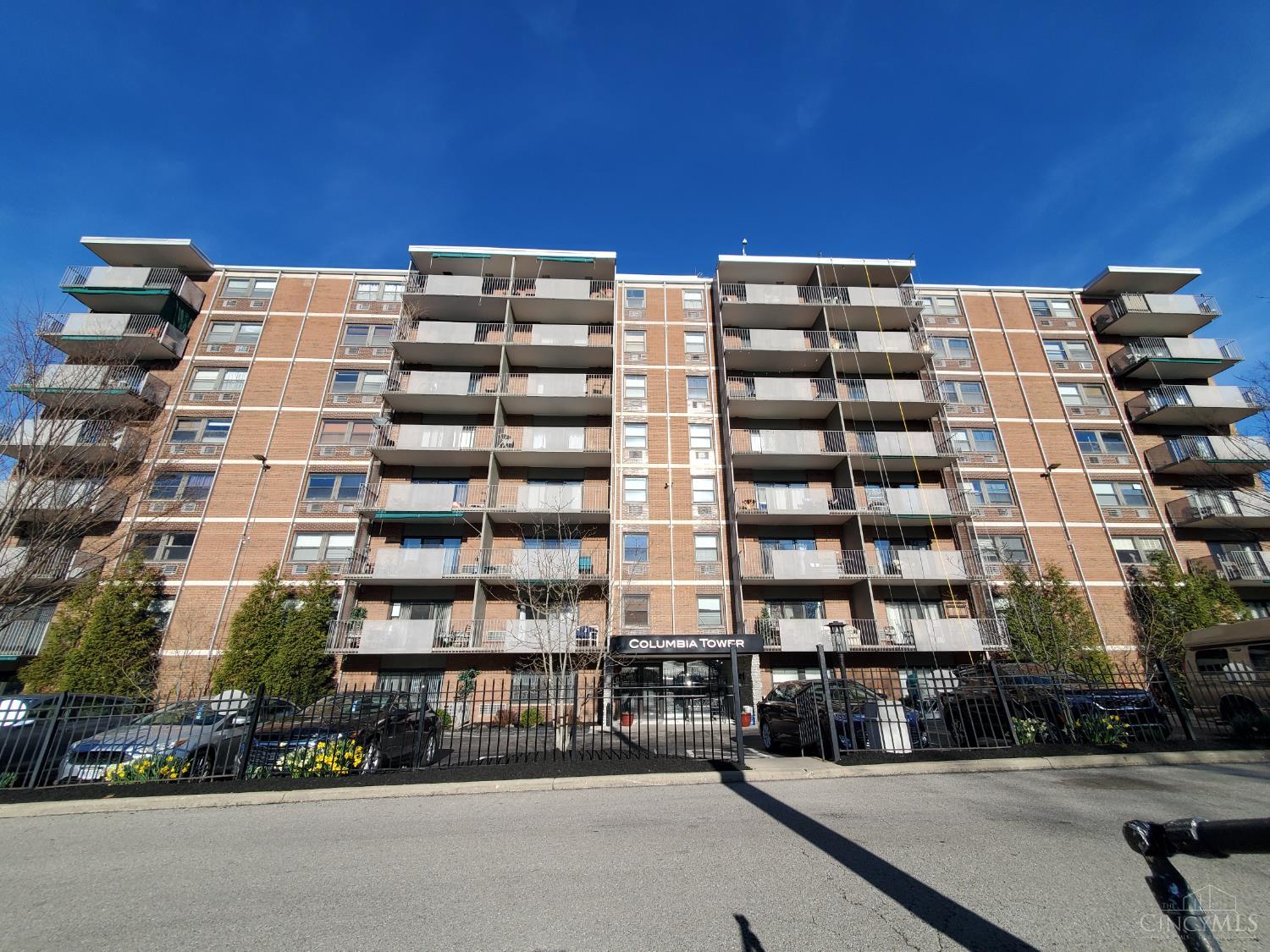 1815 William Howard Taft Road, Unit 507 Cincinnati, OH 45206 - Photo 19 of 28