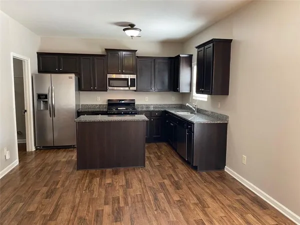 $2,300 | 2392 Newbury Oaks Court, Lawrenceville, GA 30044