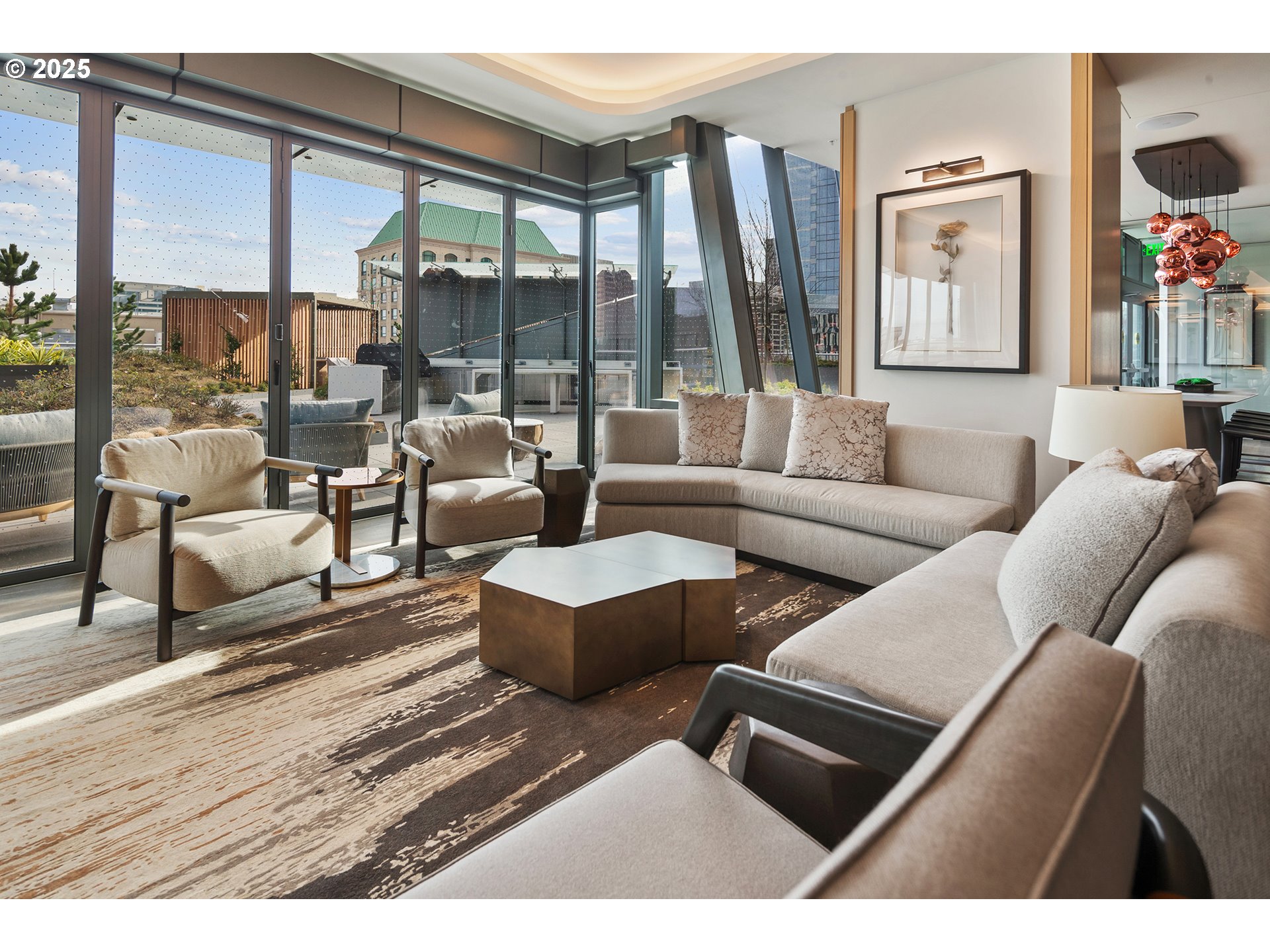 550 Southwest 10th Avenue, Unit 2306 Portland, OR 97205 - Photo 30 of 41