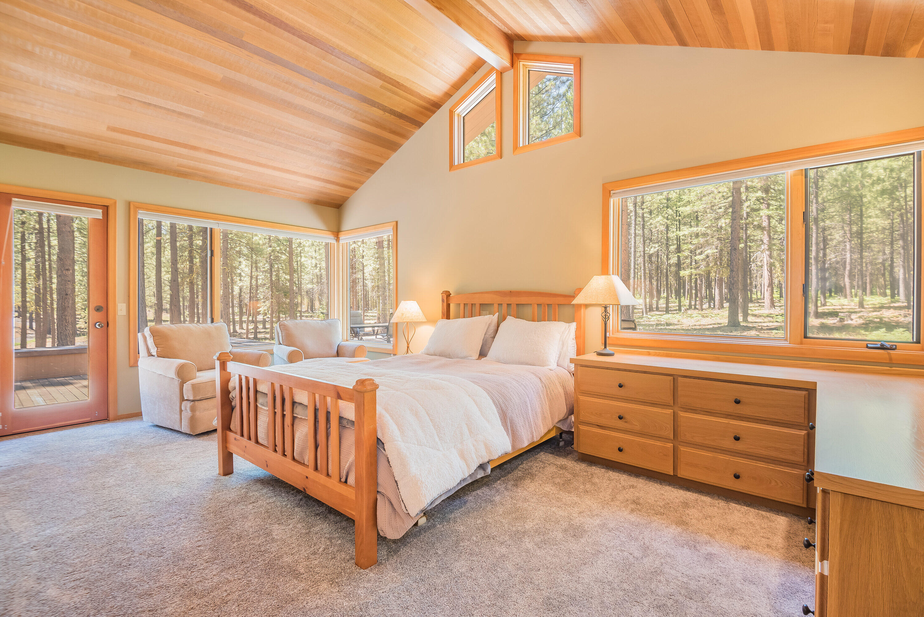 70450 Linnaea Borealis Black Butte Ranch, OR 97759 - Photo 16 of 39 Bedroom #2