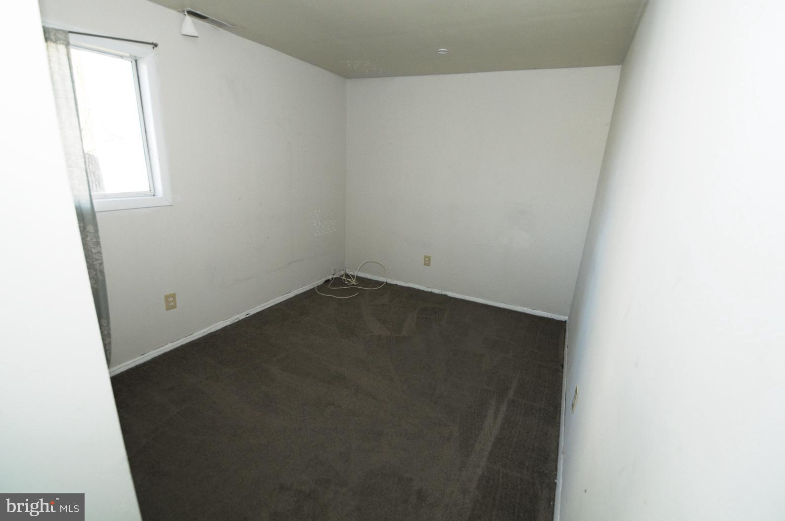 8093 Solley Road Pasadena, MD 21122 - Photo 9 of 14 Gallery Image 9