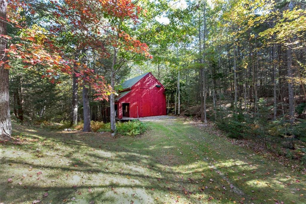 70 Gurnet Landing Road Harpswell, ME 04079 - Photo 6 of 35 Drive to the Barn