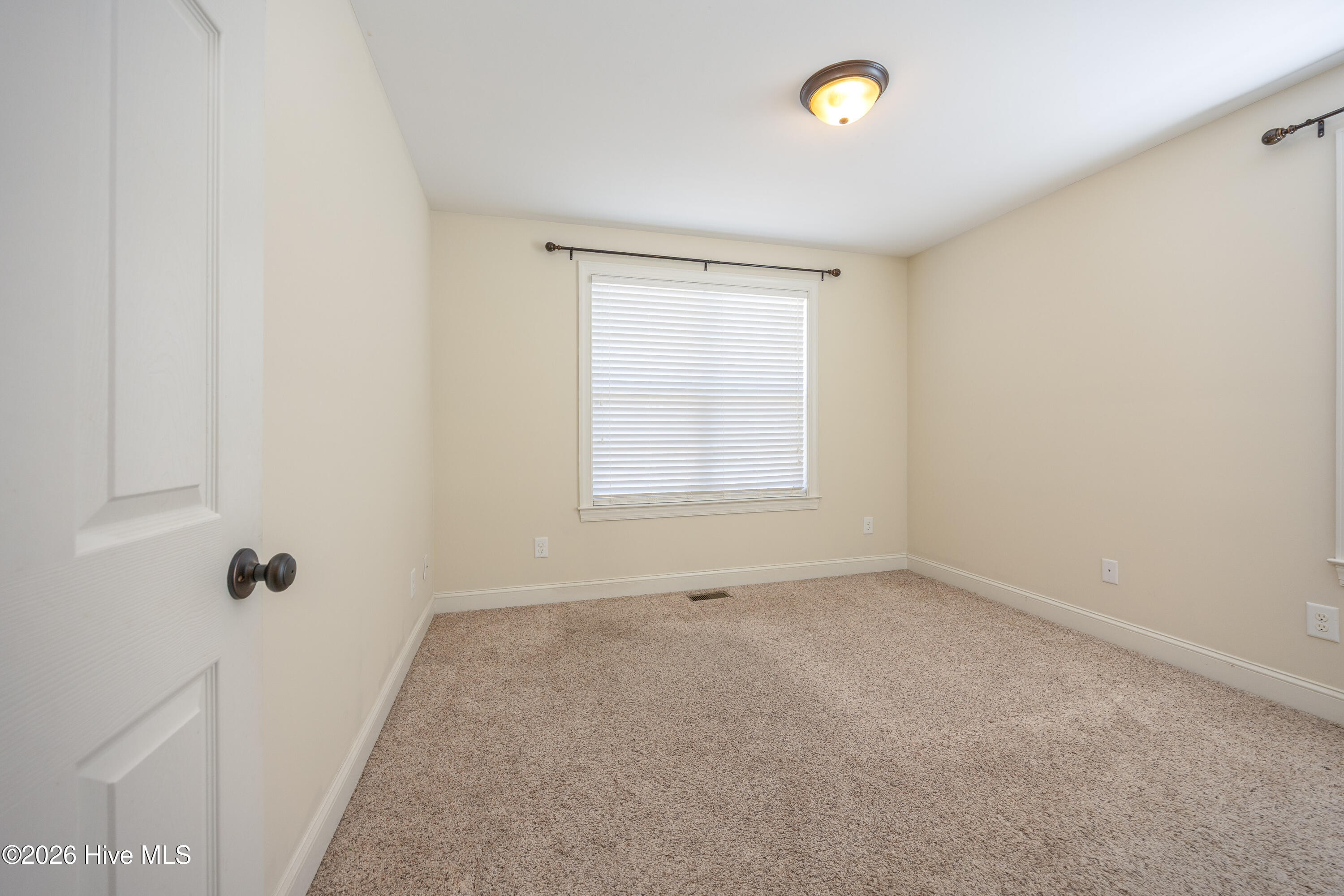 111 New Pine Lane Clinton, NC 28328 - Photo 26 of 30 111 New Pine Ln-27