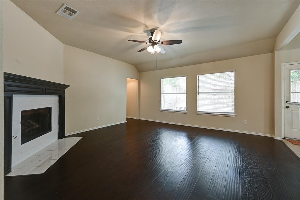 1508 Sandy Ridge Drive McKinney, TX 75069 - Photo 3 of 40